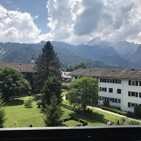 Panoramic Mountain Apartment Garmisch-Partenkirchen Exterior photo